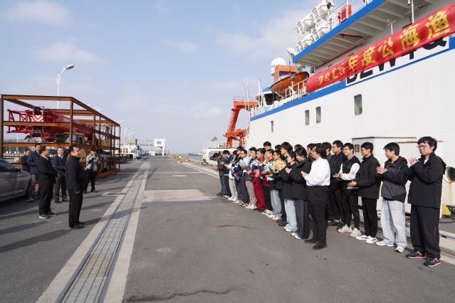 远征中西太平洋85天，“淞航”...